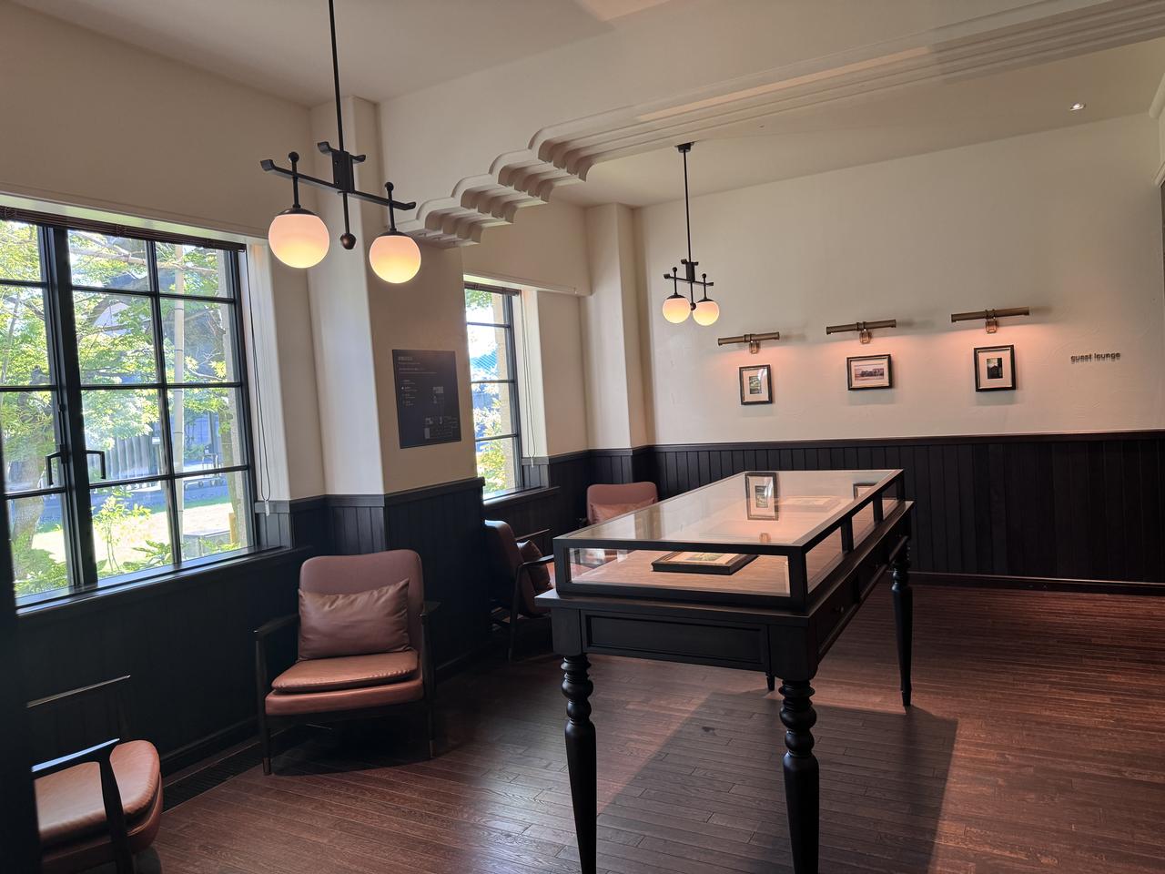 画像3: 歴史の記憶を宿す建築美──“学び舎”の面影に心がほどける