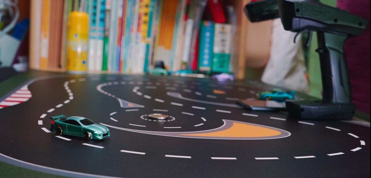 画像2: 見た目はミニカー、中身は本格派