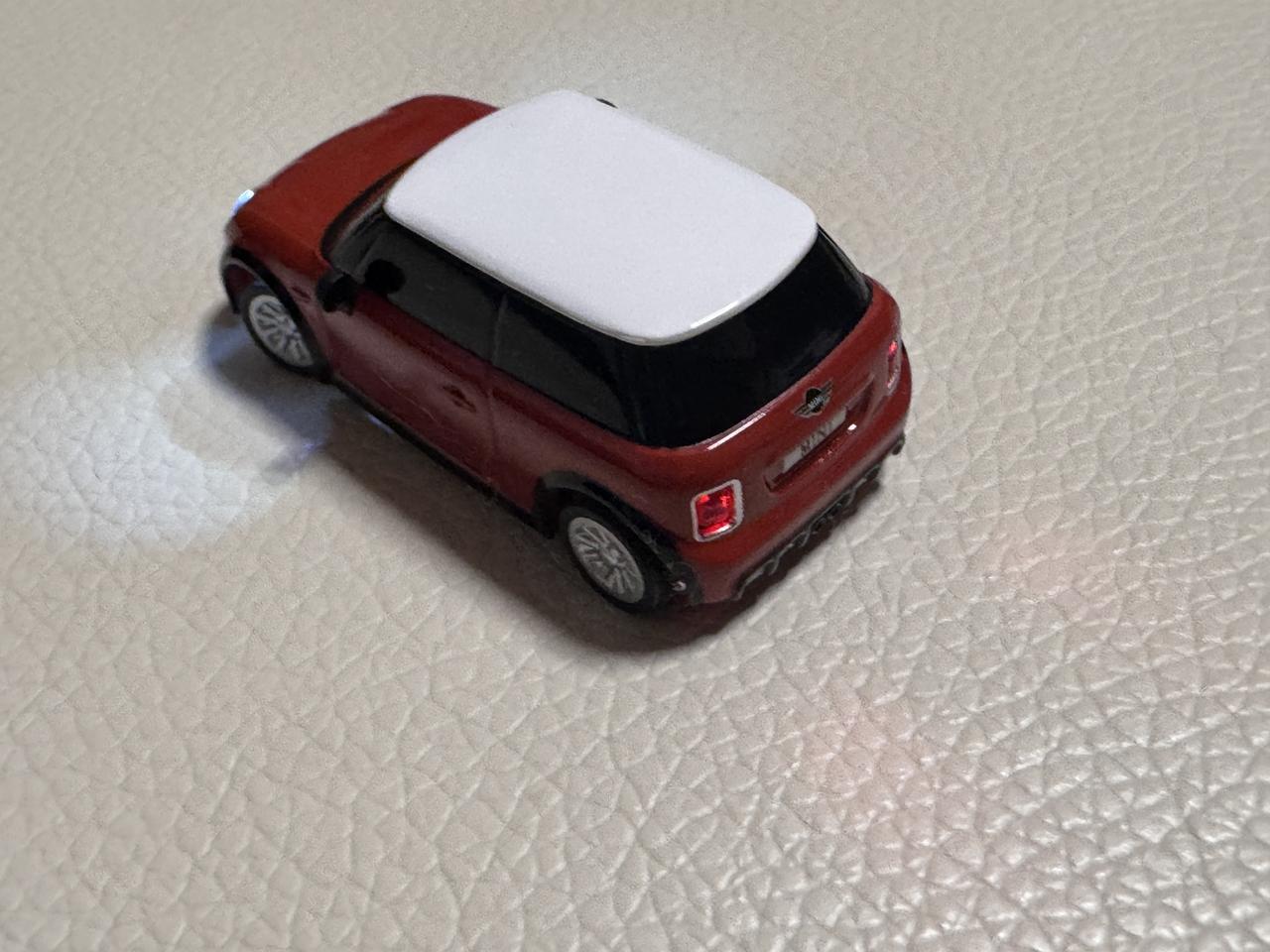 画像3: テーブルの上がサーキットに♡手のひらサイズの本格RCカー「ターボレーシング」は誕生日プレゼントにもぴったり