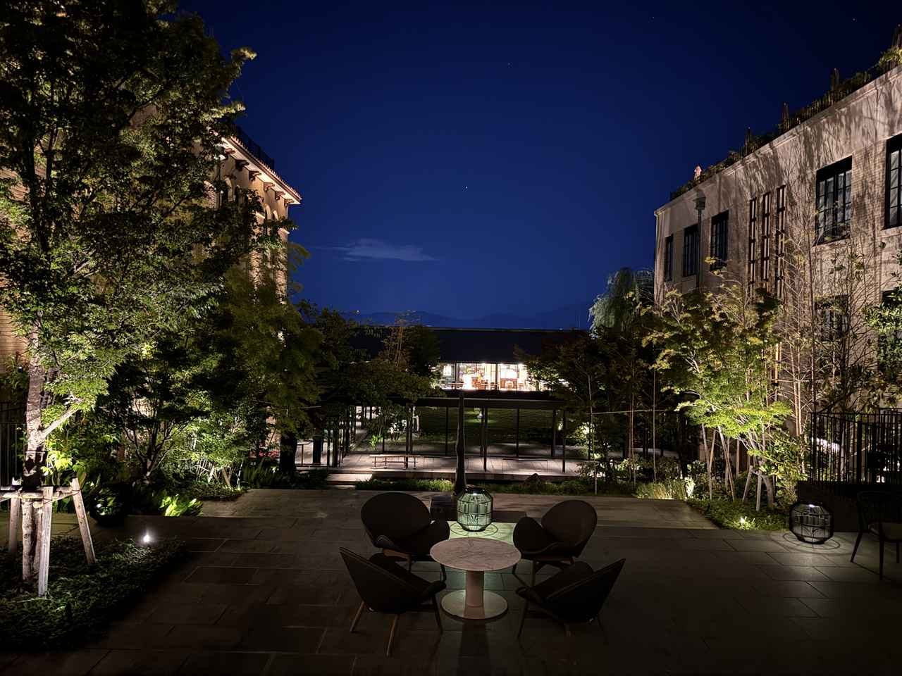 画像6: 歴史の記憶を宿す建築美──“学び舎”の面影に心がほどける