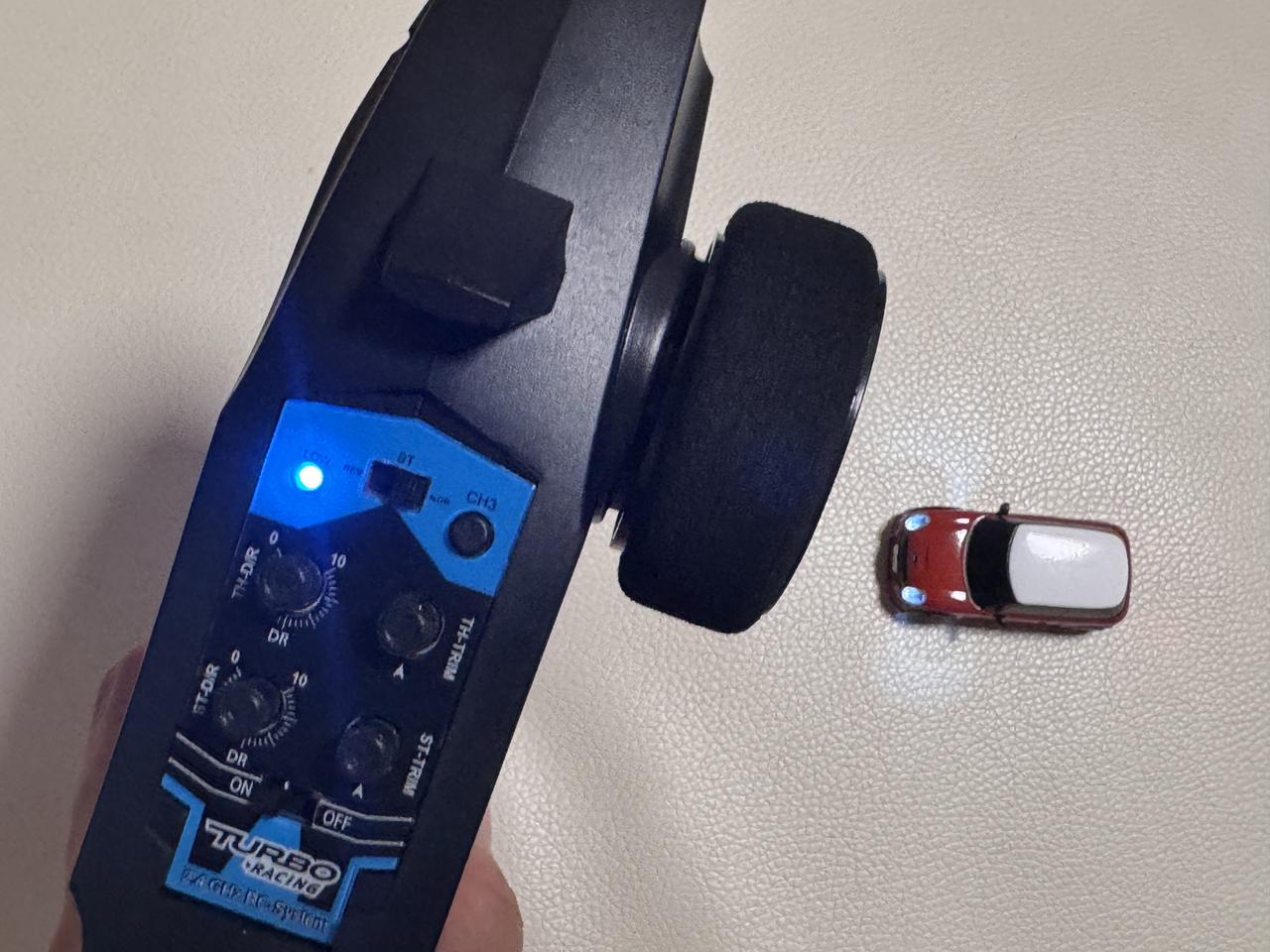 画像4: テーブルの上がサーキットに♡手のひらサイズの本格RCカー「ターボレーシング」は誕生日プレゼントにもぴったり