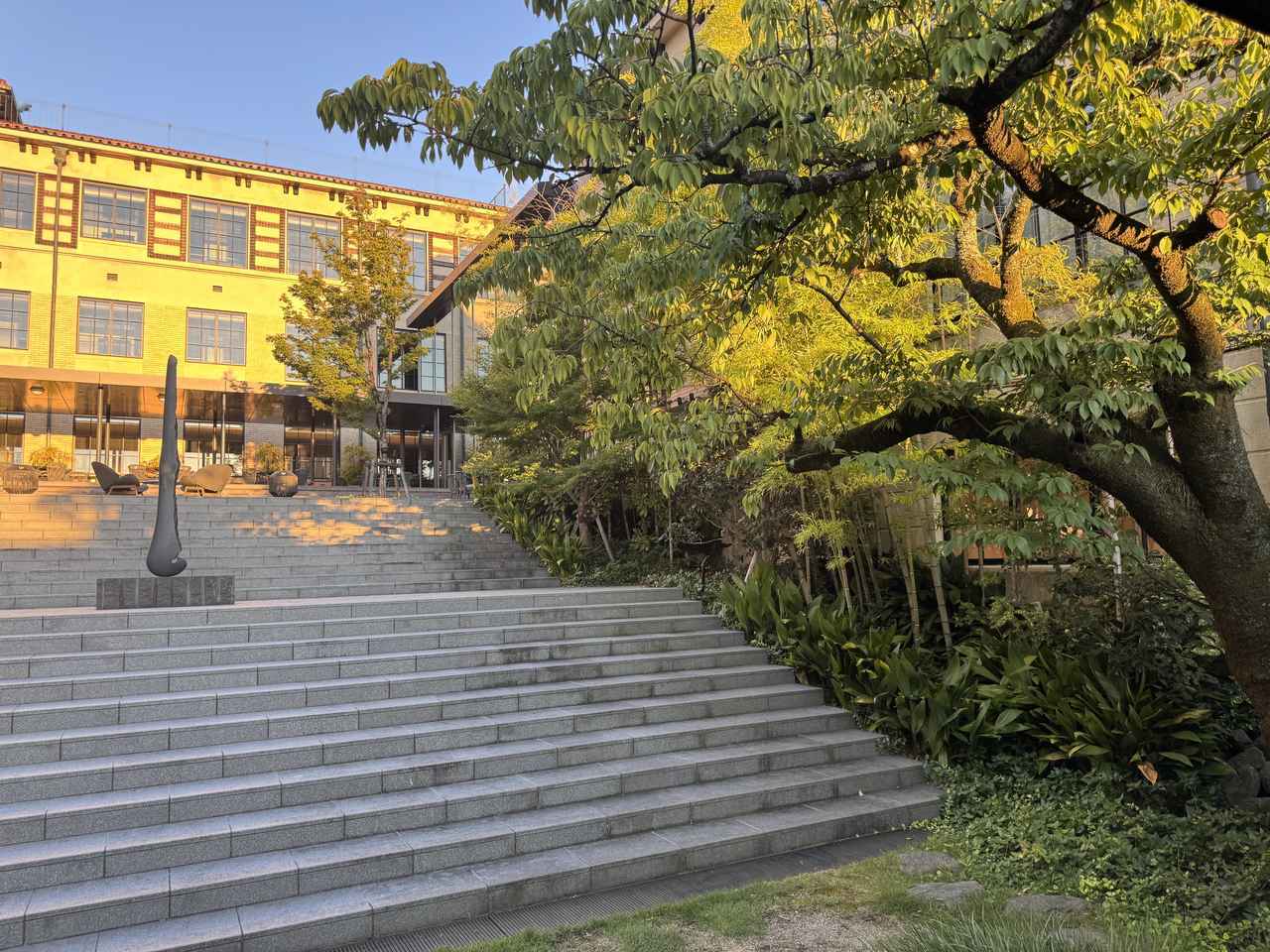 画像4: 客室から望む、京都の絶景──窓の向こうに広がる“絵画のような日常”