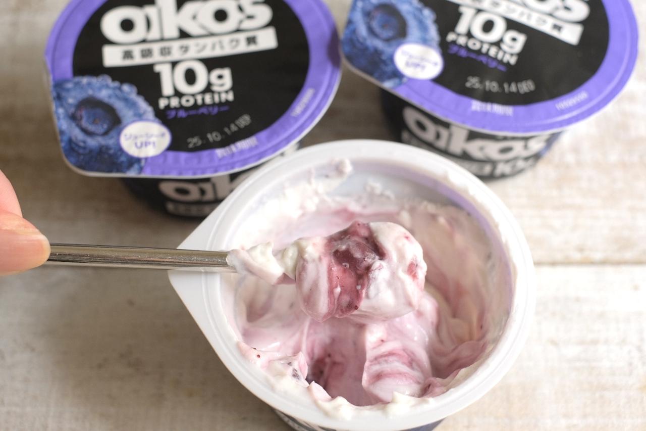 画像: ブルーベリーの香りと爽やかな酸味がこっくり濃厚でほのかな甘みのヨーグルトと合わさることで、よりその酸味が際立ちとても美味しいんです◎ブルーベリーの果肉感もしっかり感じることができます。