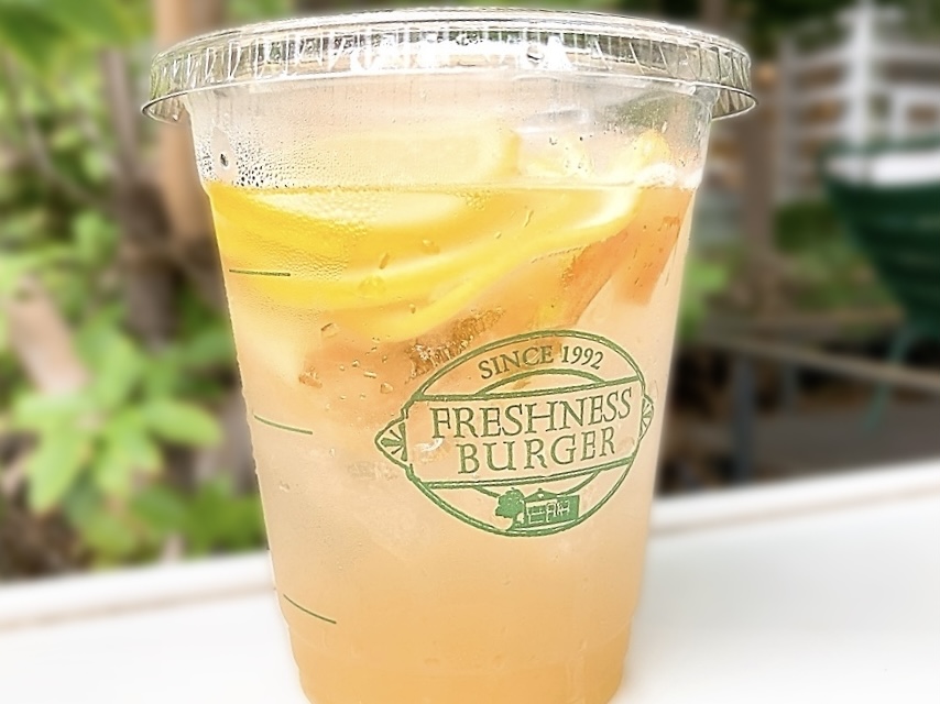 画像1: 相性抜群な限定レモネードは、アップルジンジャー