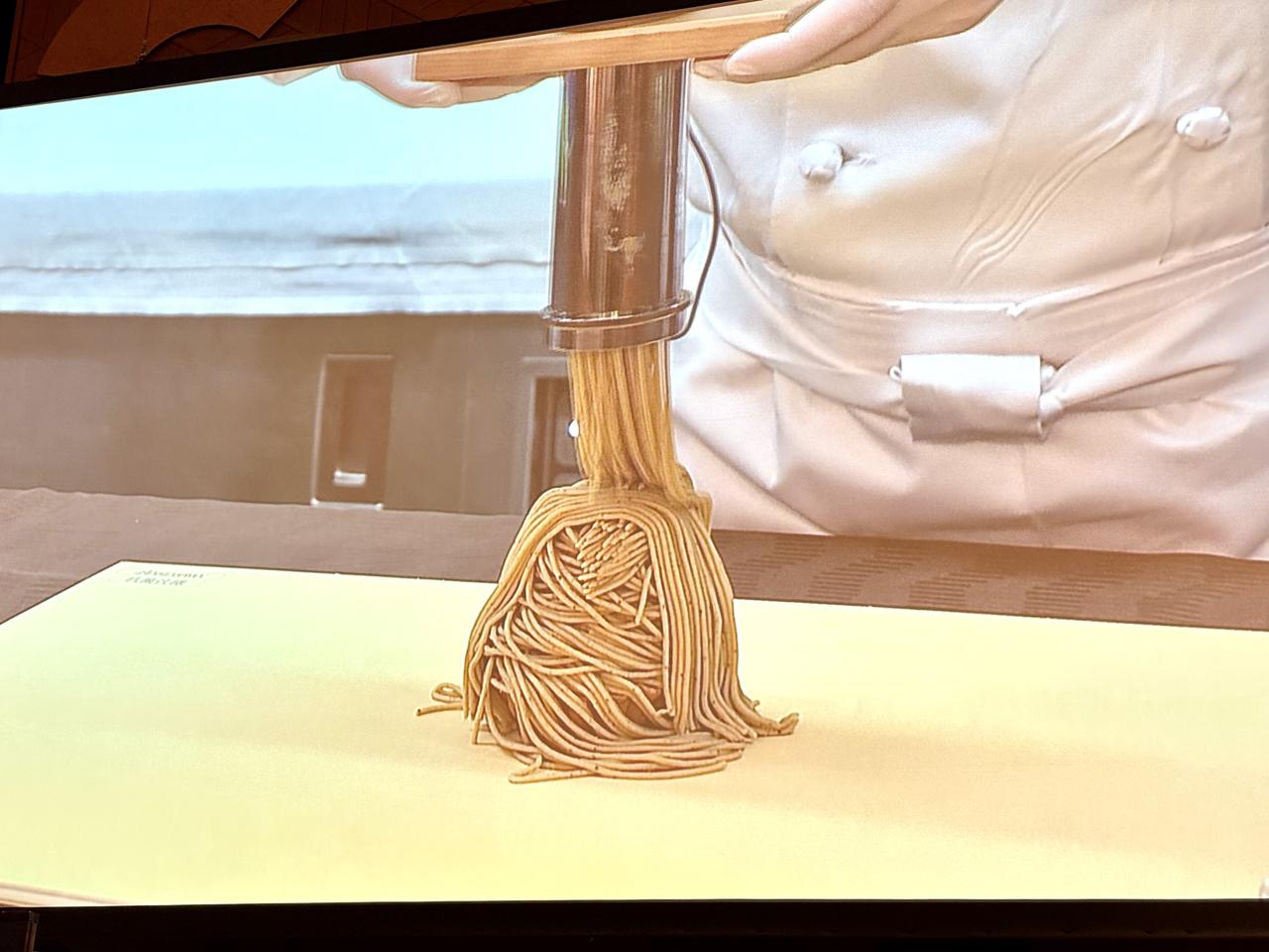 画像1: 和栗と抹茶の余韻が広がる「スーパーモンブラン」