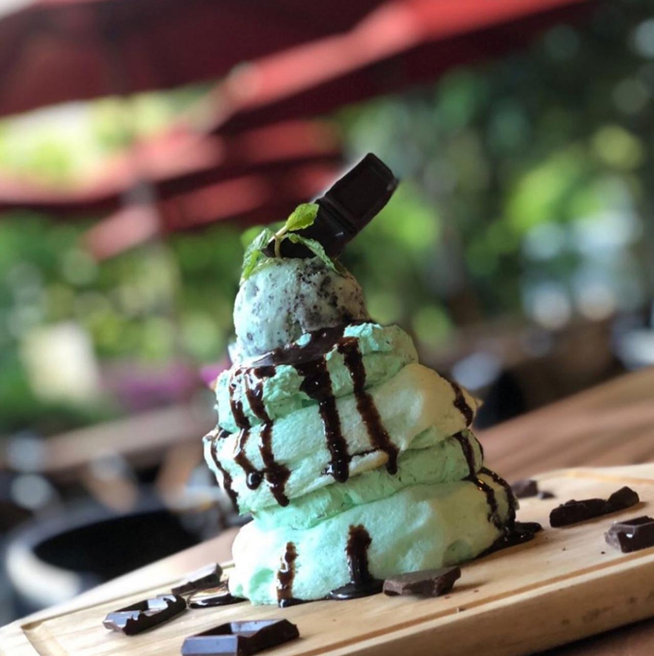 画像1: 乃木坂で叶える贅沢なパンケーキタイム|「512 CAFE & GRILL」の"ふるぷるパンケーキ"を満喫