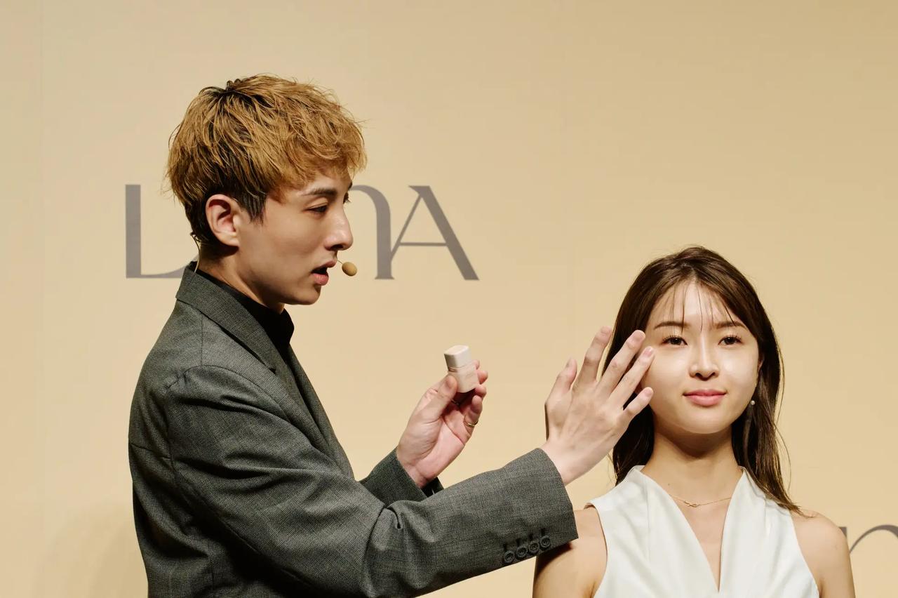 画像: メイクアップショーも開催！