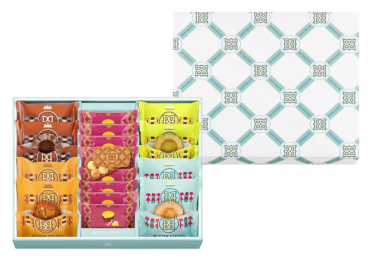 画像: バターステイツコレクション 【価 格】 14個入 2,160円(本体価格2,000円) 21個入 3,240円(本体価格3,000円) 37袋入 5,400円(本体価格5,000円) バター含有率:THEバターリッチ 34%・ショコラバター 33%・ピスタチオバター 29%・キャラメルナッツバター 28% ※37袋入には画像の他に『バター衣しゃ』が入ります。