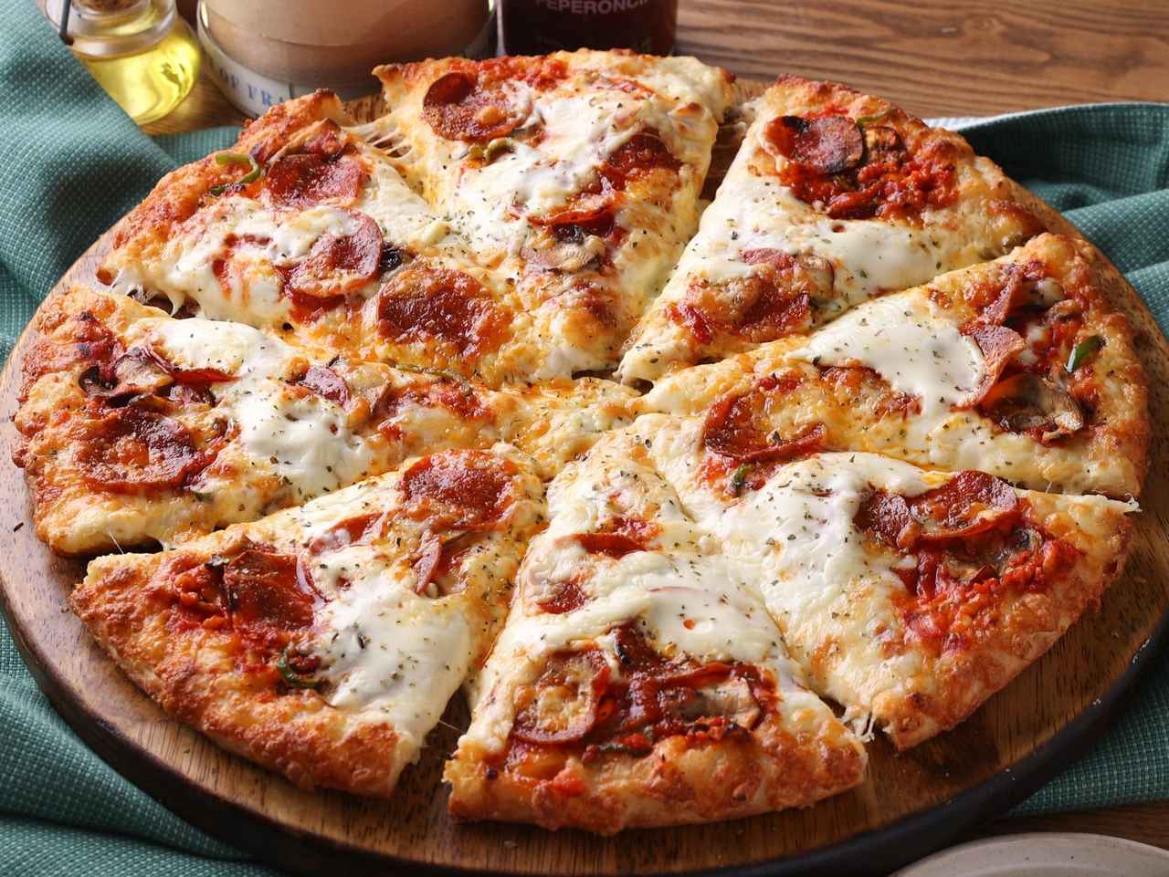 画像4: 秋限定「とろ～りチーズのピザシリーズ」登場！濃厚チーズの贅沢な4種類