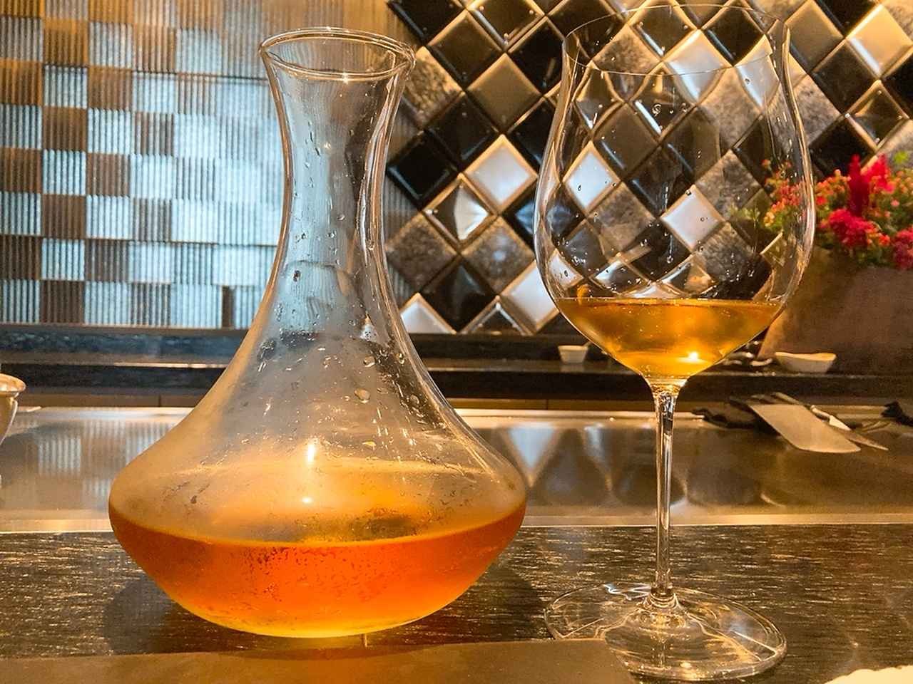 画像: 大ぶりのグラスで