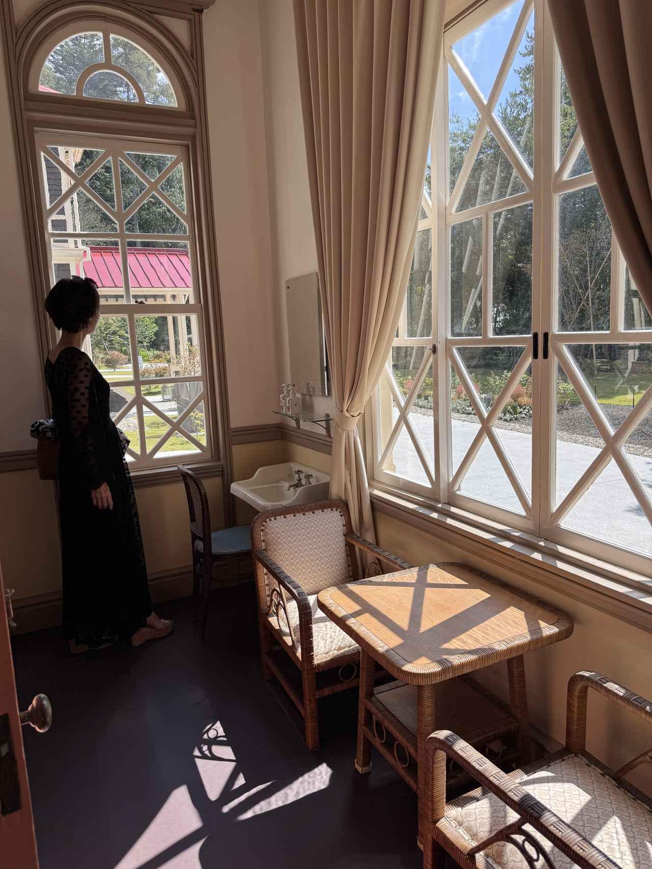 画像: スイートルームの奥にあります