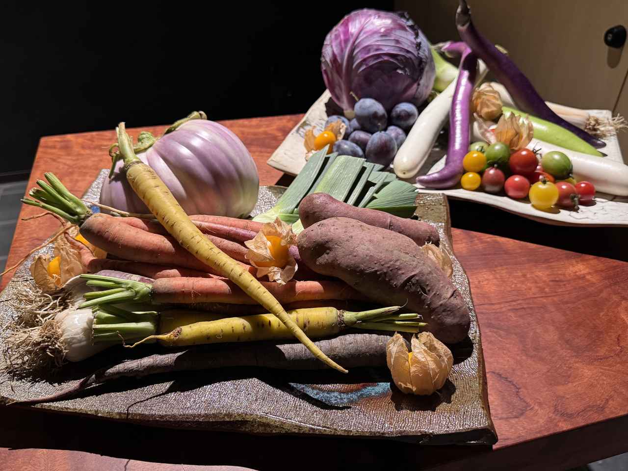 画像2: 店内の石窯で仕上げる、香ばしいひと皿