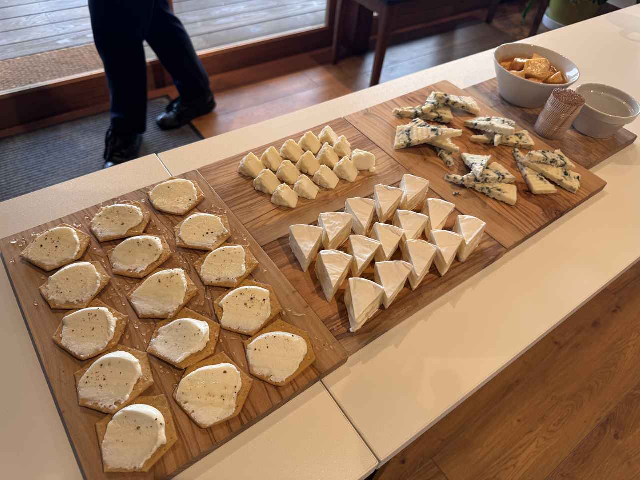 画像: ４種のチーズの試食
