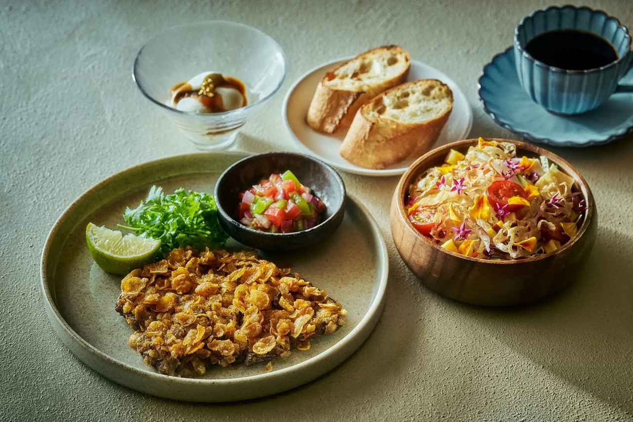 画像: ▲ランチセットの一例／メキシカン牛カツレツ　自家製サルサソース