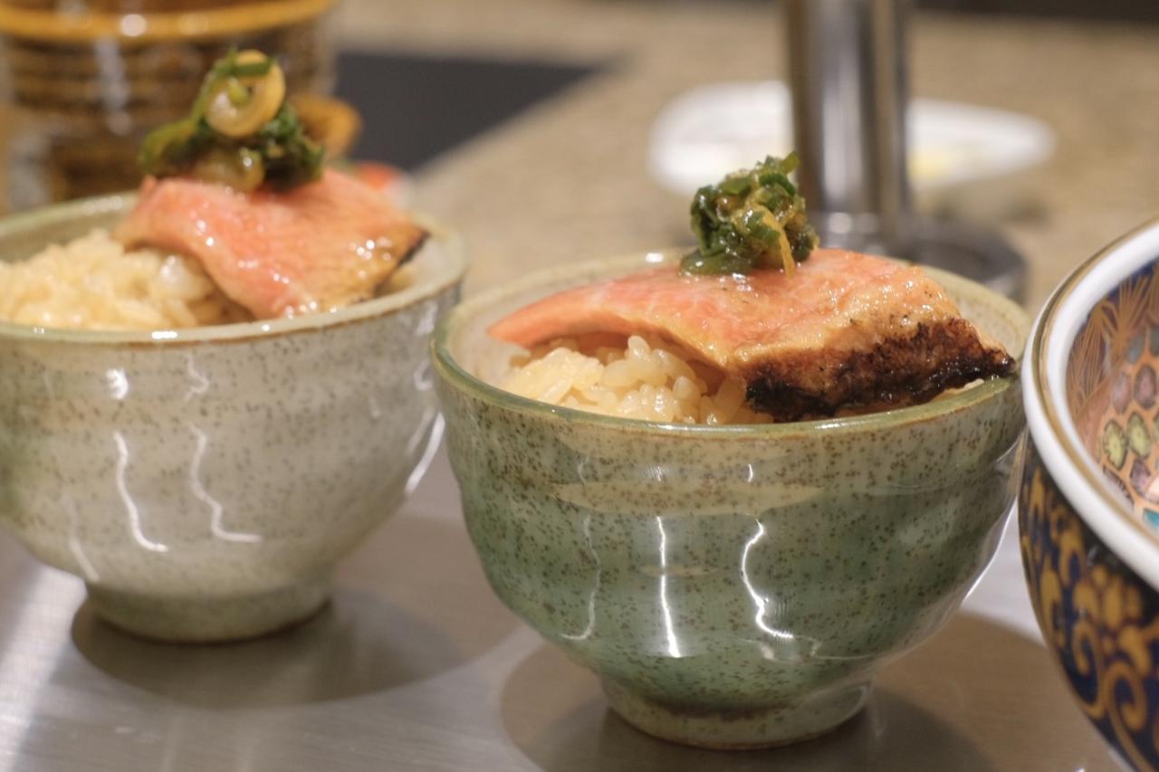 画像29: 【試食レポ】鮨屋が始めた「肉を焼かない焼肉」が銀座に！『焼うお いし川 銀座凛華楼』がオープン