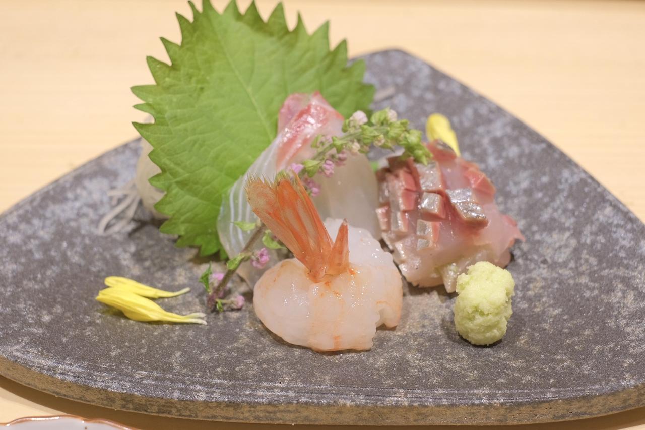 画像16: 【試食レポ】鮨屋が始めた「肉を焼かない焼肉」が銀座に！『焼うお いし川 銀座凛華楼』がオープン