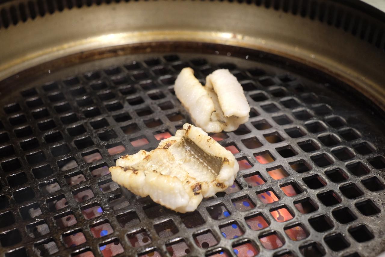 画像34: 【試食レポ】鮨屋が始めた「肉を焼かない焼肉」が銀座に！『焼うお いし川 銀座凛華楼』がオープン