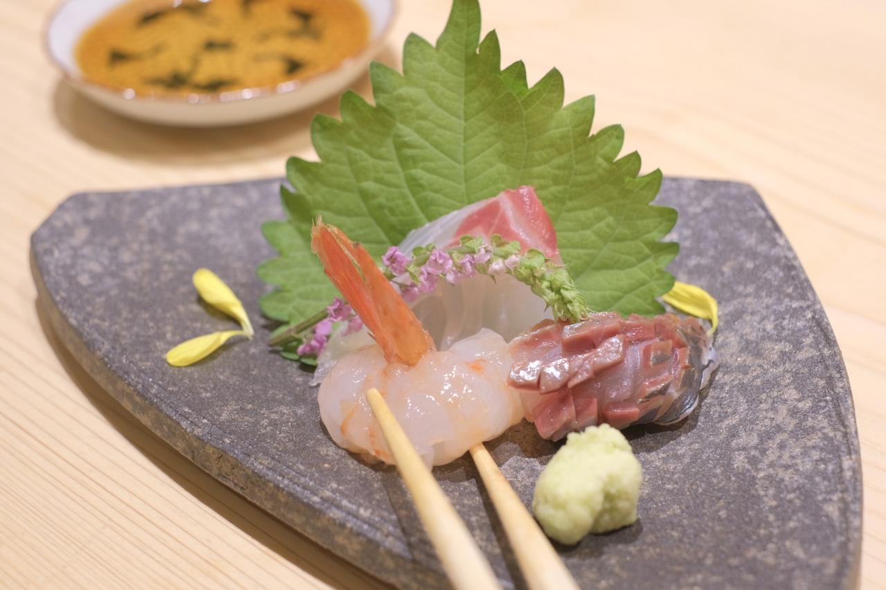 画像17: 【試食レポ】鮨屋が始めた「肉を焼かない焼肉」が銀座に！『焼うお いし川 銀座凛華楼』がオープン