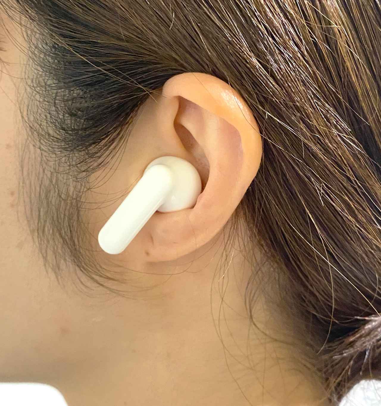 画像: 耳にフィットするので長時間使用でも疲れません!