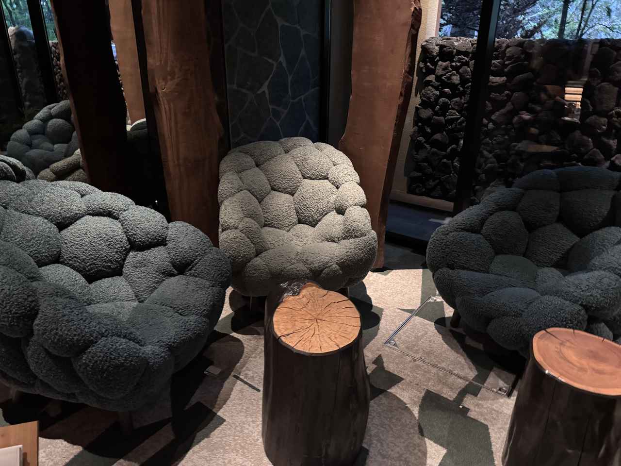 画像: ユニークなソファ