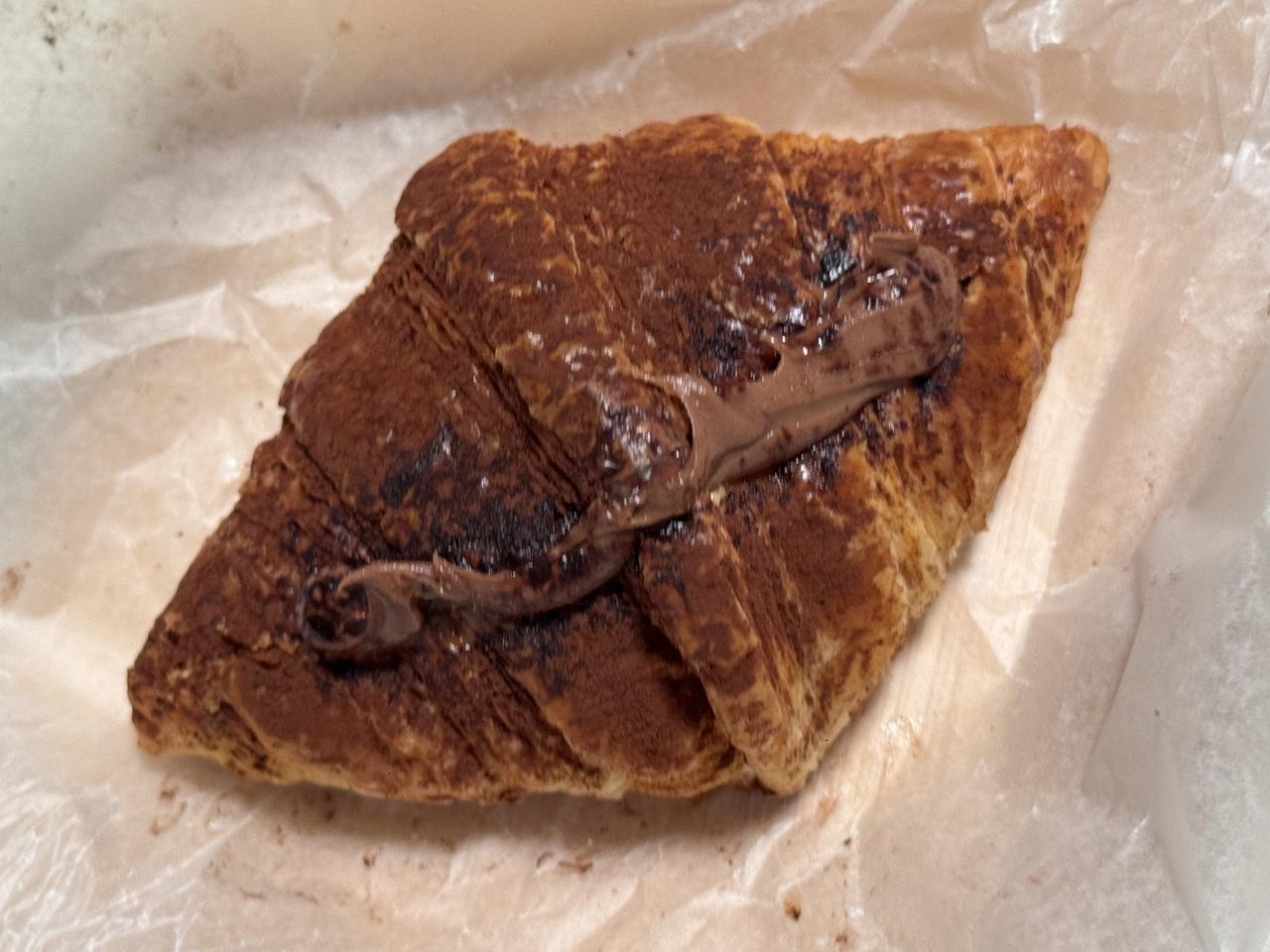 画像: ミニコルネッティ ノッチョーラ 本体価格:¥300 お持ち帰り価格: ¥324 店内価格: ¥330