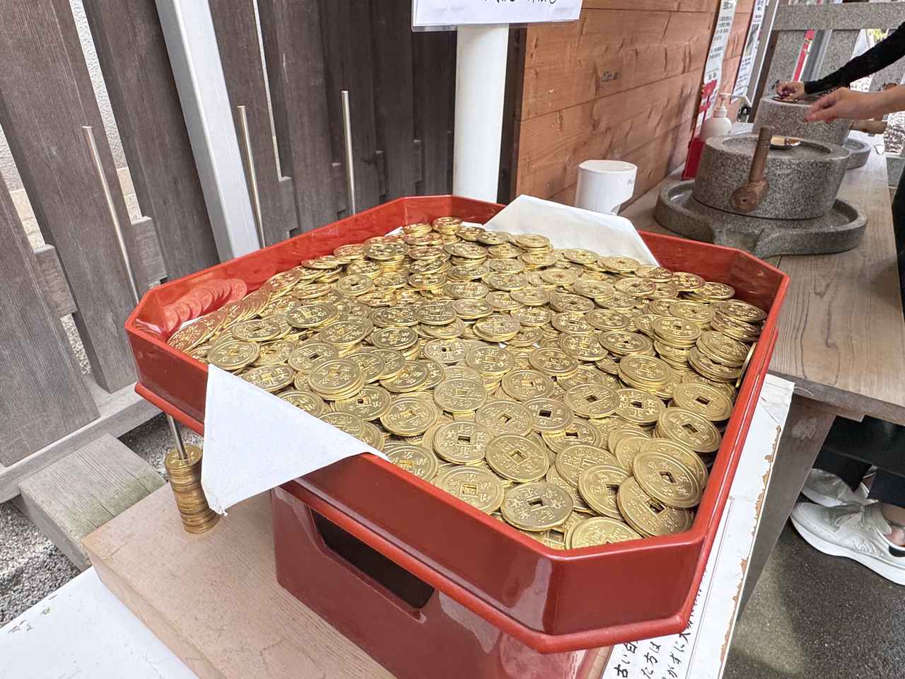 画像8: 秋の開運旅♡蛇窪神社✖伝統屋形船で“ご利益”を味わう贅沢な一日