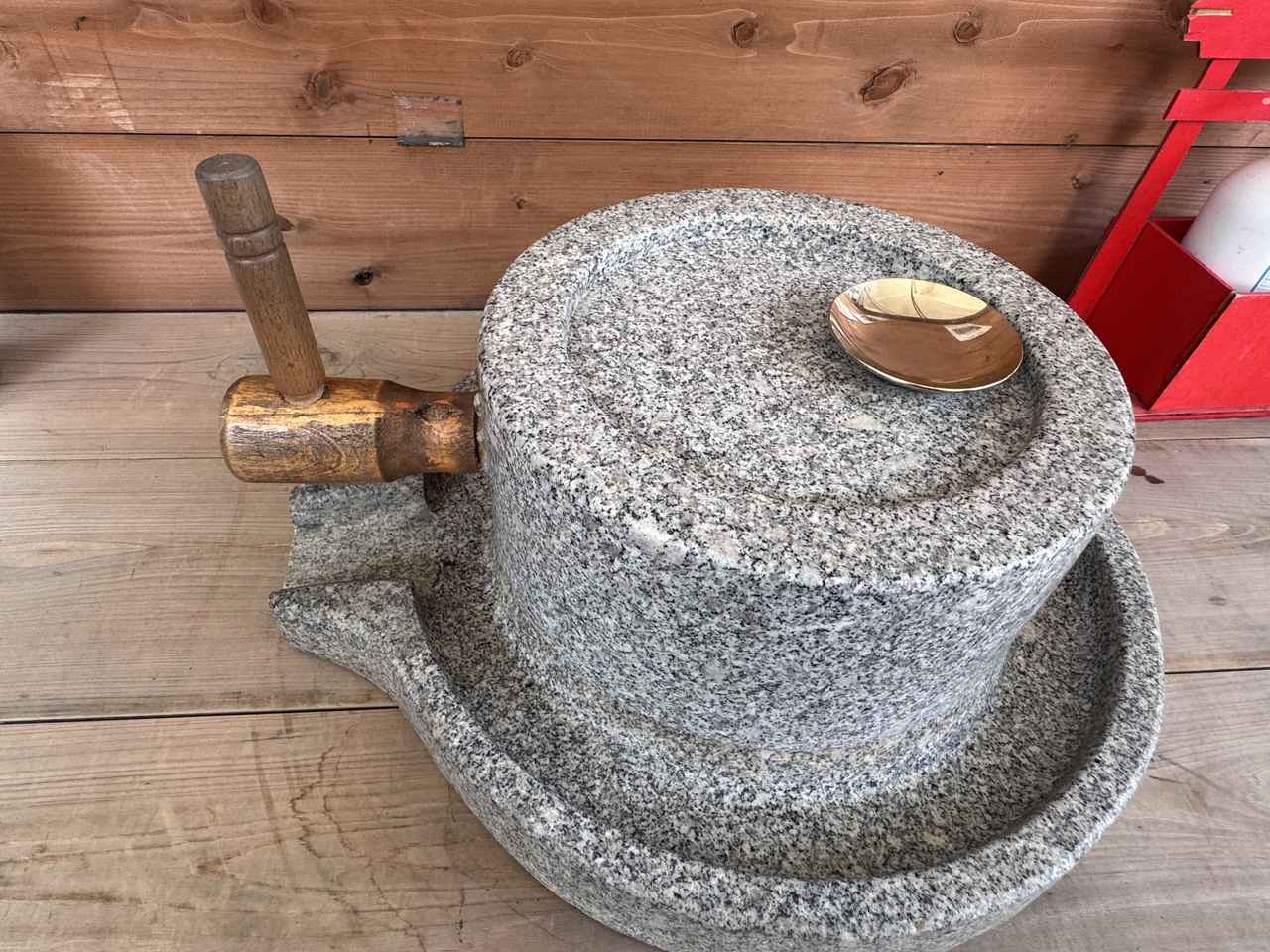 画像9: 秋の開運旅♡蛇窪神社✖伝統屋形船で“ご利益”を味わう贅沢な一日