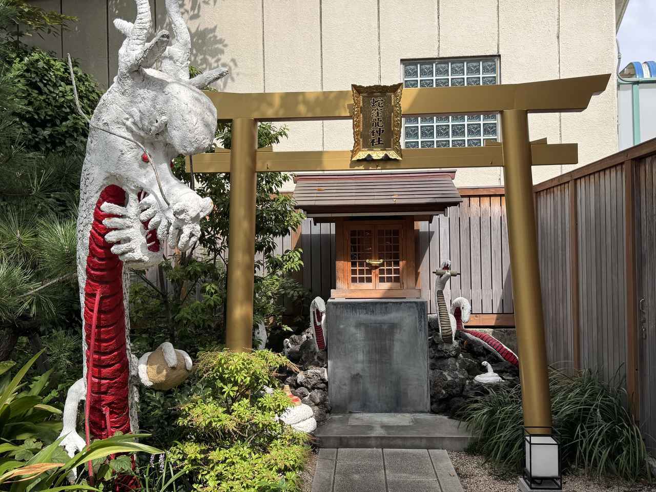 画像12: 秋の開運旅♡蛇窪神社✖伝統屋形船で“ご利益”を味わう贅沢な一日