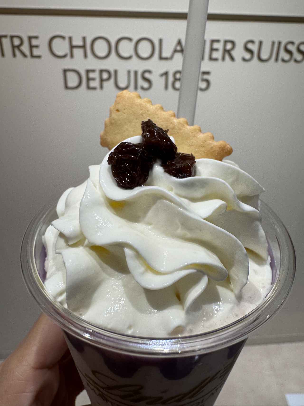 画像: 芳醇なラムが香る『貴婦人のラムレーズンショコラドリンク』が新登場♡秋の午後に大人のための贅沢な一杯を