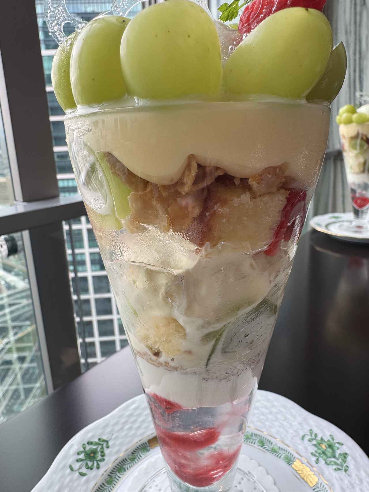 画像2: パフェ活の秋♡シャインマスカットが主役の“オータムパフェ”が登場！【ザ ロイヤルパークホテル アイコニック 東京汐留】