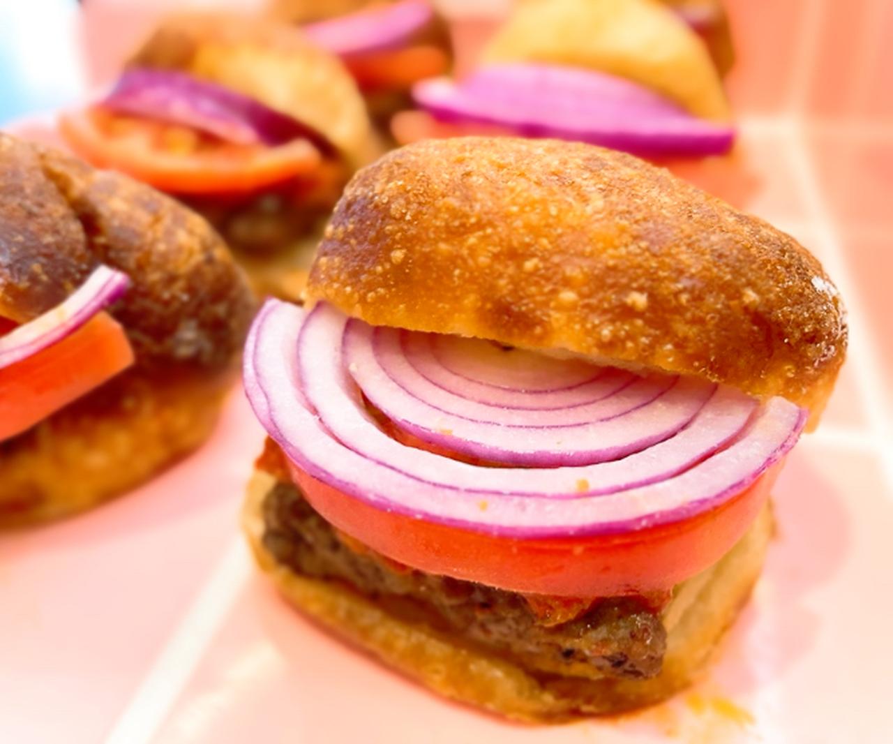 画像13: 【試食レポ】渋谷宮益坂にオープン!アマムダコタンが手掛ける初のバーガーショップ&やっぱり食べたいあのドーナツを一度に…!