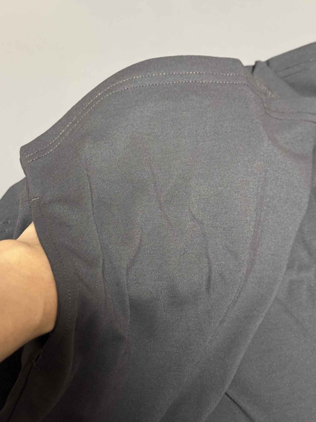 画像1: 汗染みが見えない！？“錯覚テクノロジー”で快適に♡FUBARの新作クールTシャツが話題！