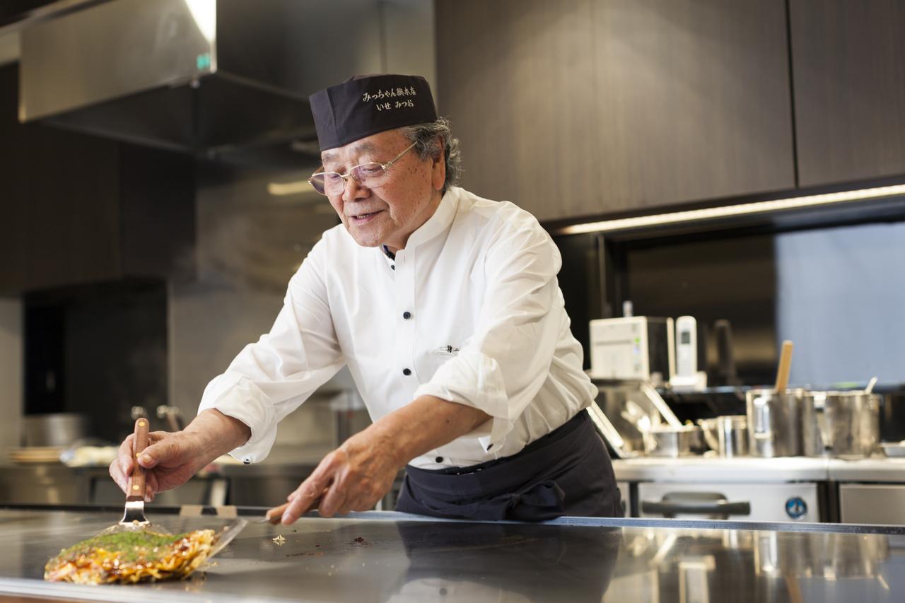 画像: 広島流お好み焼の生みの親「初代 井畝満夫」