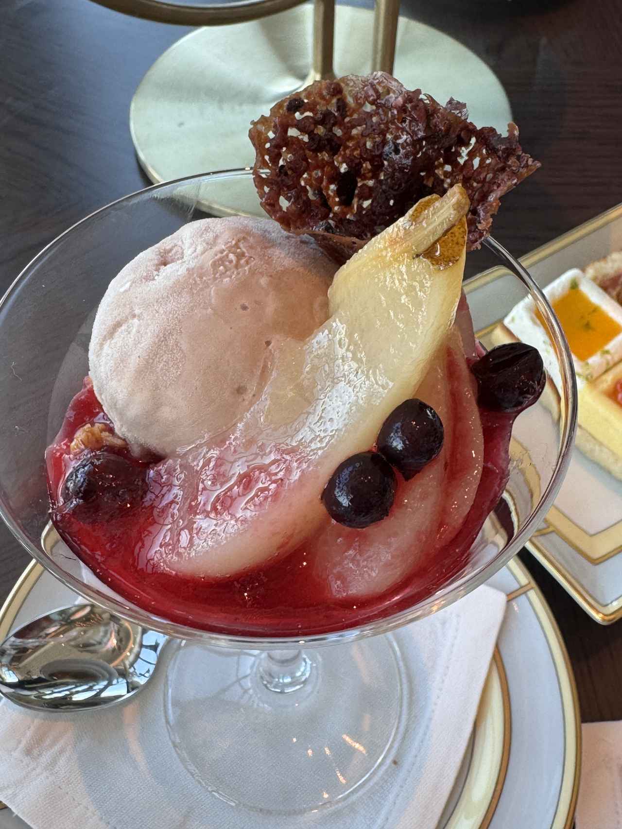 画像11: 世界最高峰のラグジュアリー「ウォルドーフ・アストリア」が大阪に誕生♡吹き抜け空間で味わう優雅なアフタヌーンティー