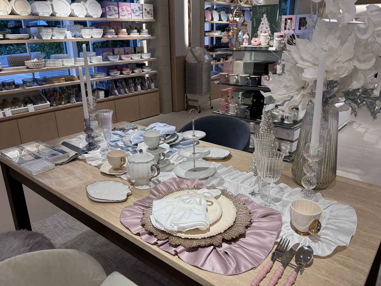 画像 : 2番目の画像 - 「【Francfranc青山店＆新宿サザンテラス店】“心ときめく”空間へ♡ライフスタイル提案型店舗としてリニューアルオープン！」のアルバム - カワコレメディア