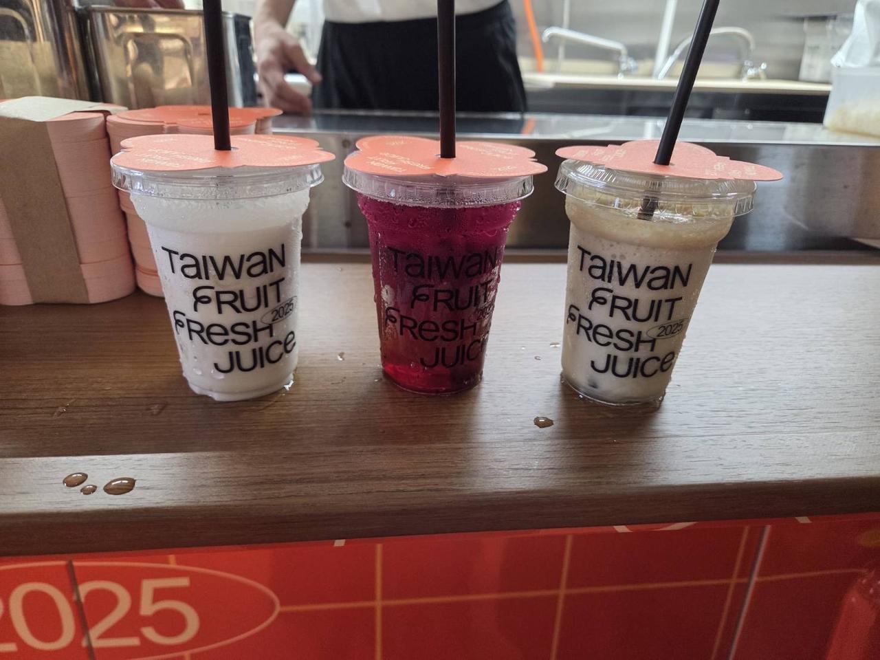 画像2: 台湾産フルーツの果実たっぷりジュースを味わえる「TAIWAN FRUIT JUICE」