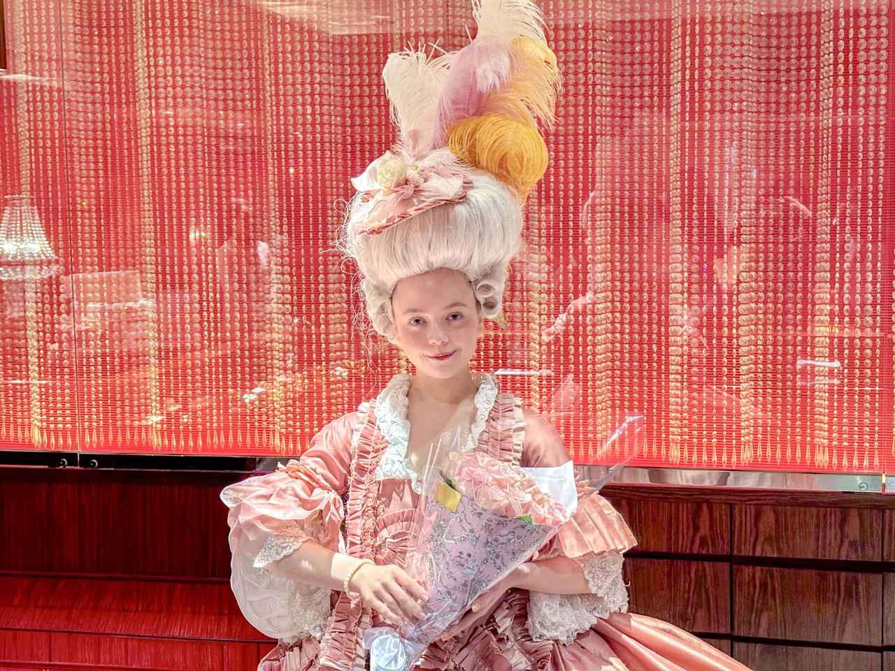 画像2: 数量限定のミニポーチプレゼントも