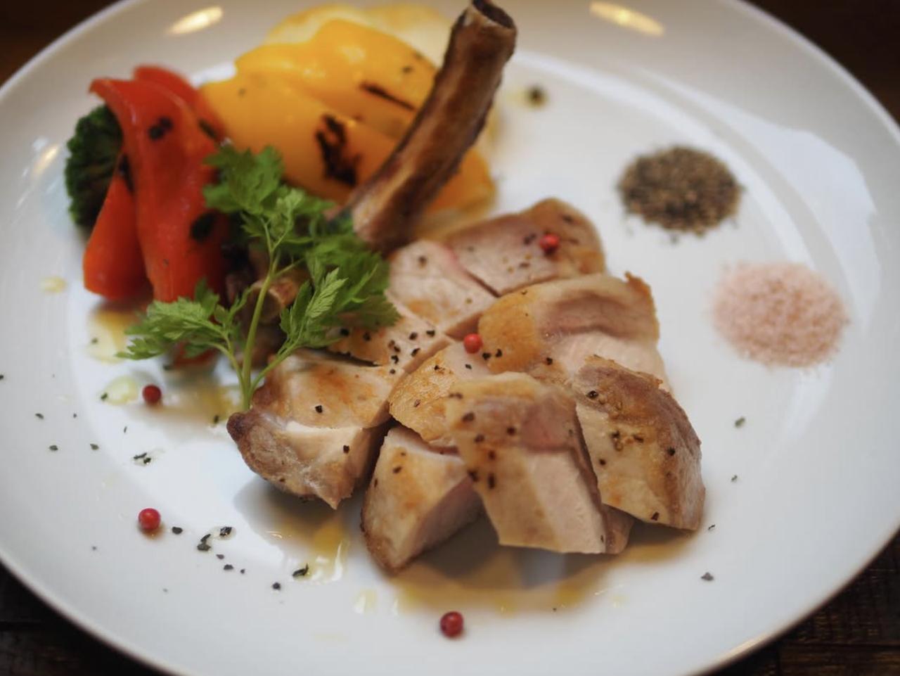 画像: イベリコ豚 肩ロースグリル 200g