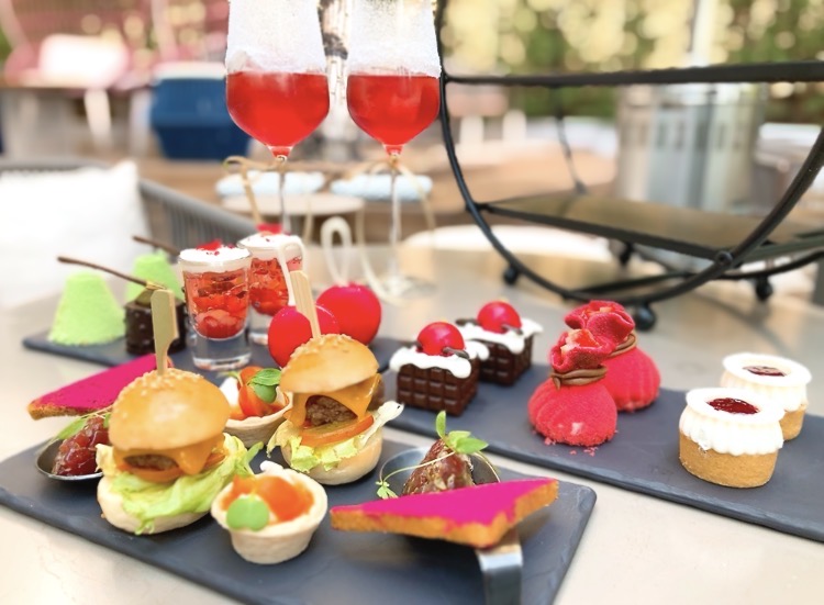 画像7: 【試食レポ】サンタさんが大ピンチ?!テラスでもいただける、あのホテルのクリスマスアフタヌーンティーが可愛すぎ♡