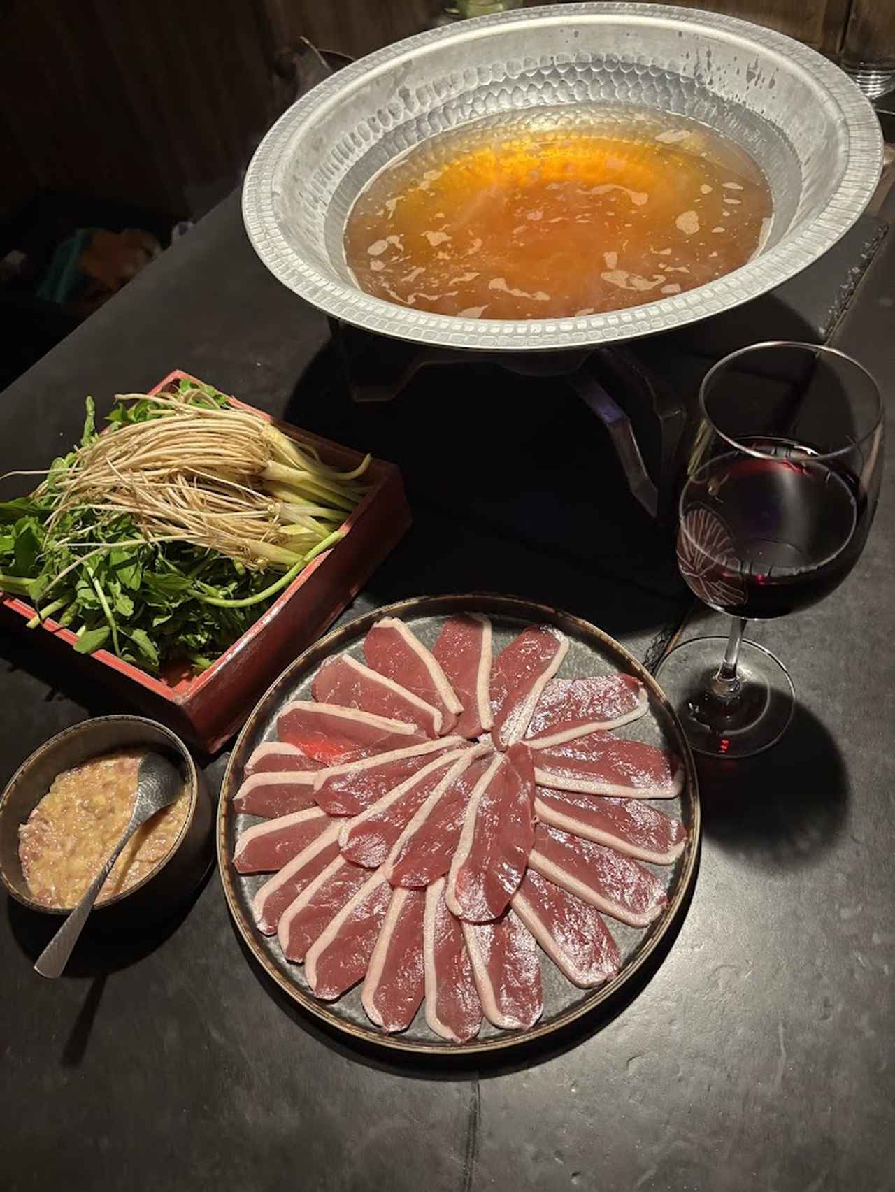 画像: 国産チェリバレー鴨×秋田産三関セリ×黄金出汁「鴨セリ鍋」