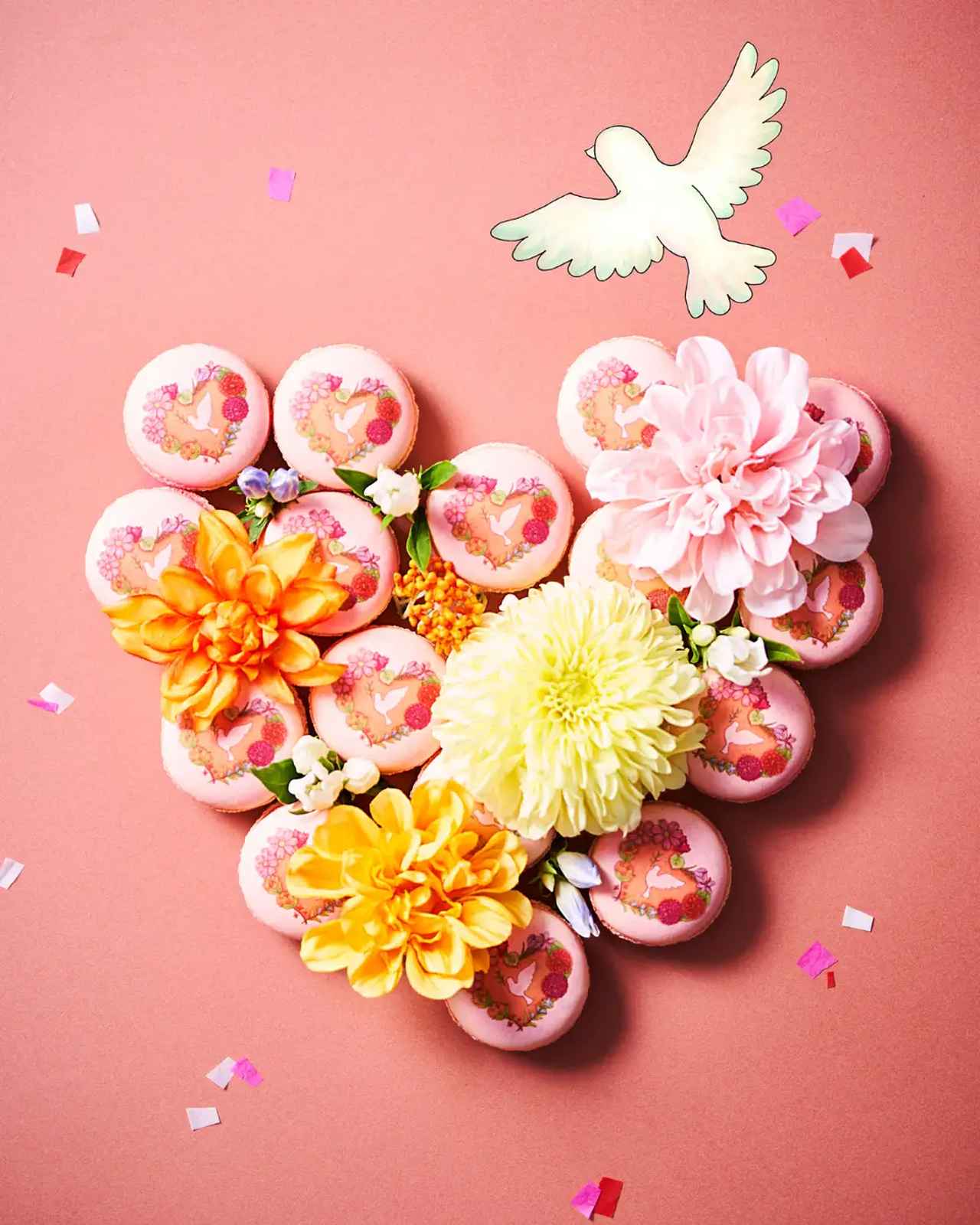 画像: ピースフルマカロン【苺ショートケーキ】 価格:税込¥270(本体価格¥250)