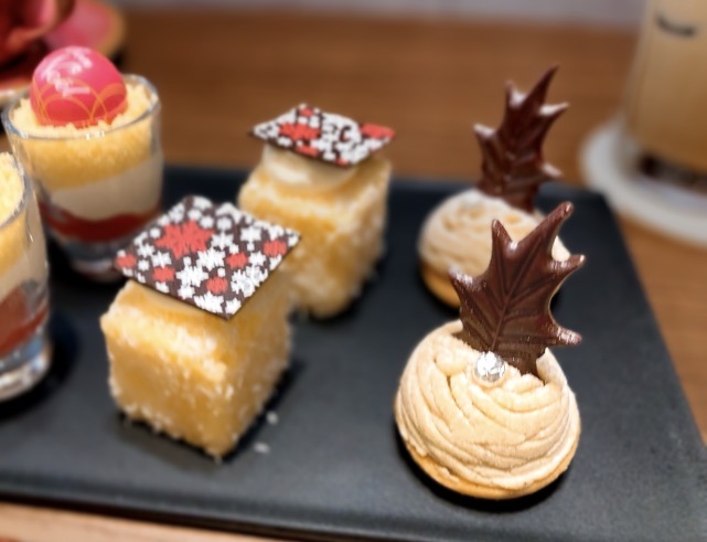 画像: モンブランとラミントン