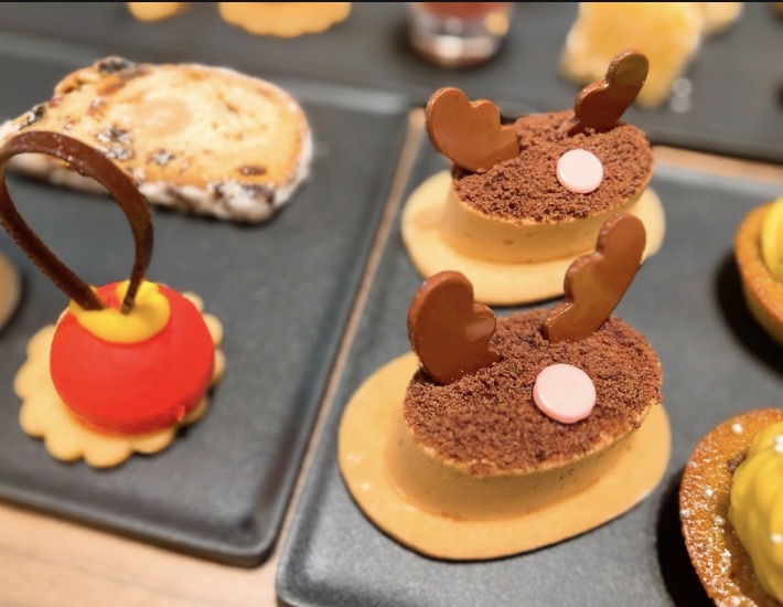 画像6: ホリデーシーズンに乾杯！スパークリングで始まる、「フェスティブ・アフタヌーンティー」をホテルのラウンジ空間で♡