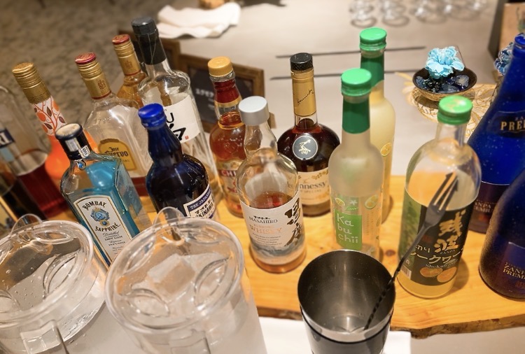 画像: 泡盛やリキュールもプレミアム