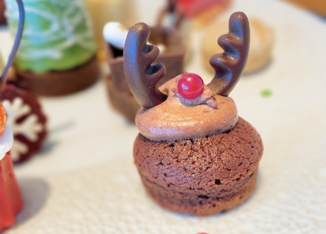 画像7: 心温まるティータイムを、絶景と共に…！クリスマスアフタヌーンティーは、あのホテルの「ファミリーホームパーティー」がおすすめ♡