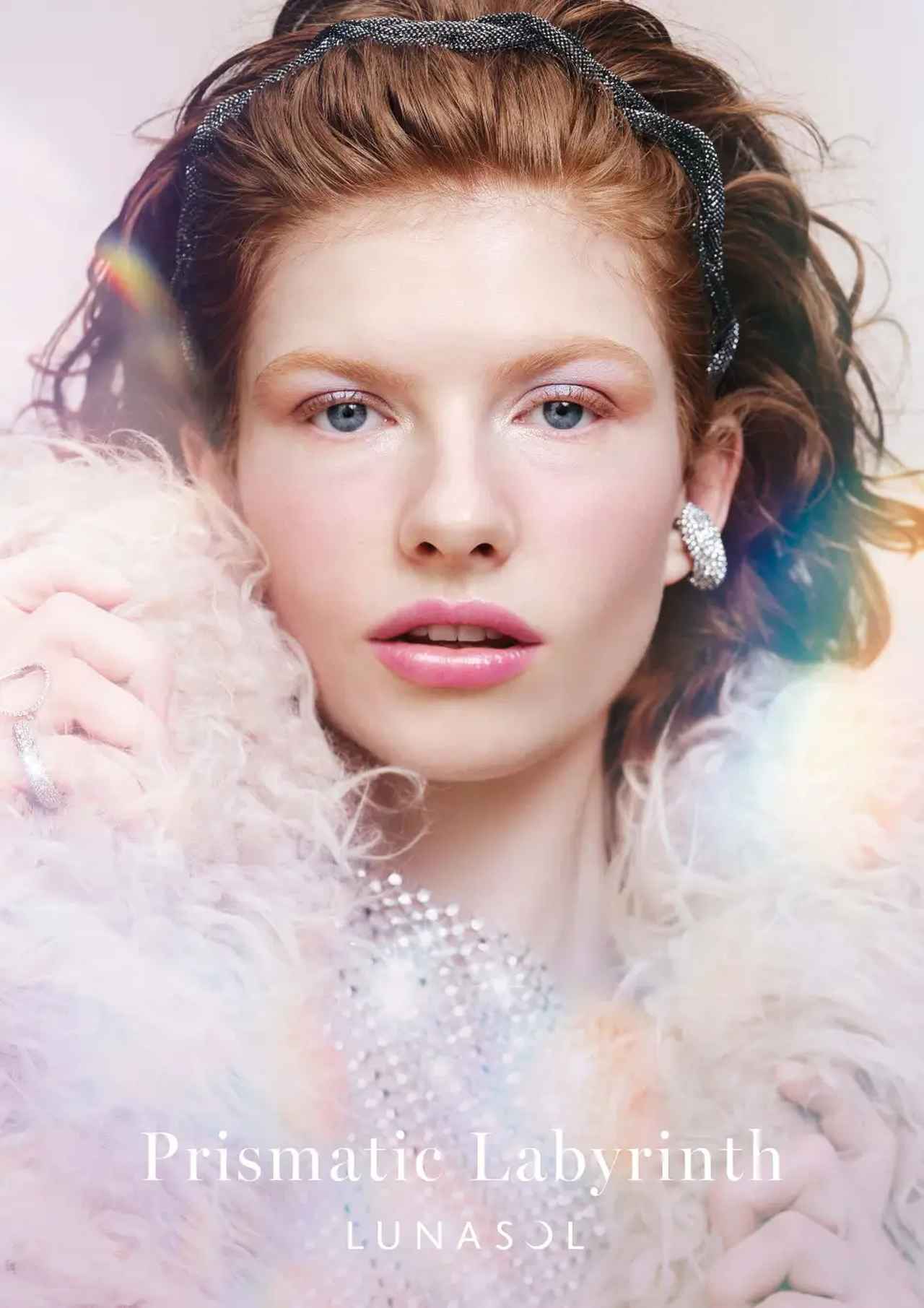 画像: <使用アイテム> EYES アイカラーレーションN EX12 Mystic Merge モノアイカラーレーション EX13 Innocent Breath FACE カラーリンググレイズ EX11 Lilac Dream ラディアントスティックN EX01 Snow Blush LIPS イルミネイティングリップオイル EX01 Unicorn Tail イルミネイティングリップオイル EX03 Night Viola