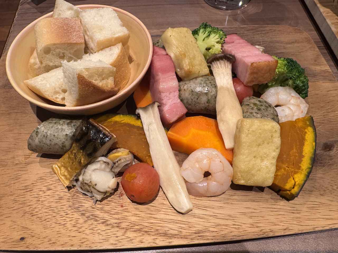 画像1: アツアツの“和”フォンデュ体験♡抹茶とほうじ茶の2色鍋で楽しむ、日本茶づくしの冬ディナー