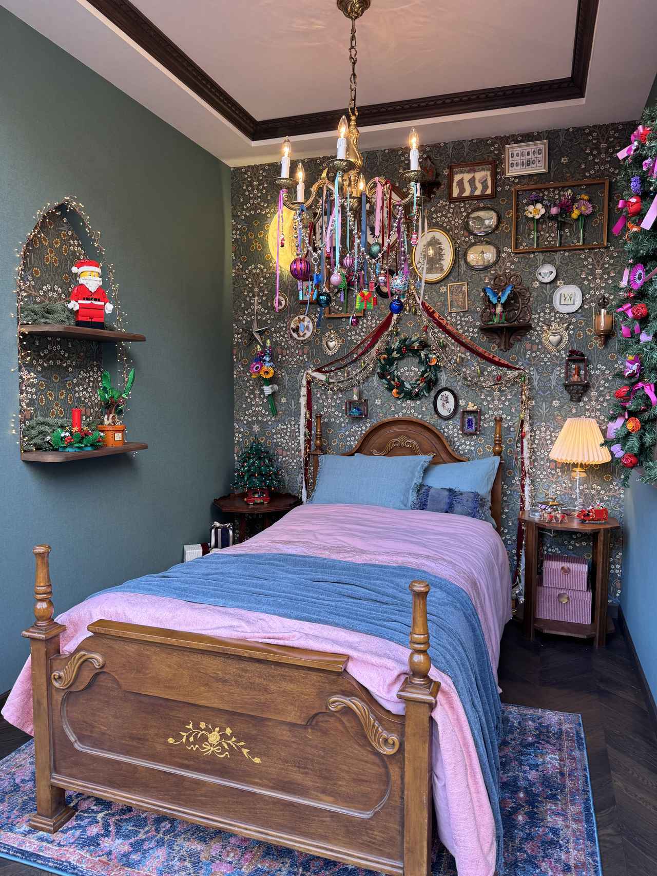 画像1: レゴ®で彩る“大人のクリスマス”♡ベッドルームから始まる遊び心あふれるホリデーデコレーション