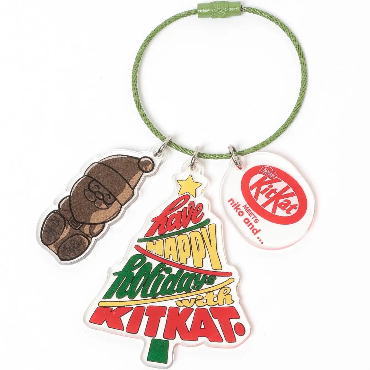 画像2: 商品名:キットカット ホリデイサンタ パッケージキーホルダー 価格:990円(税込)