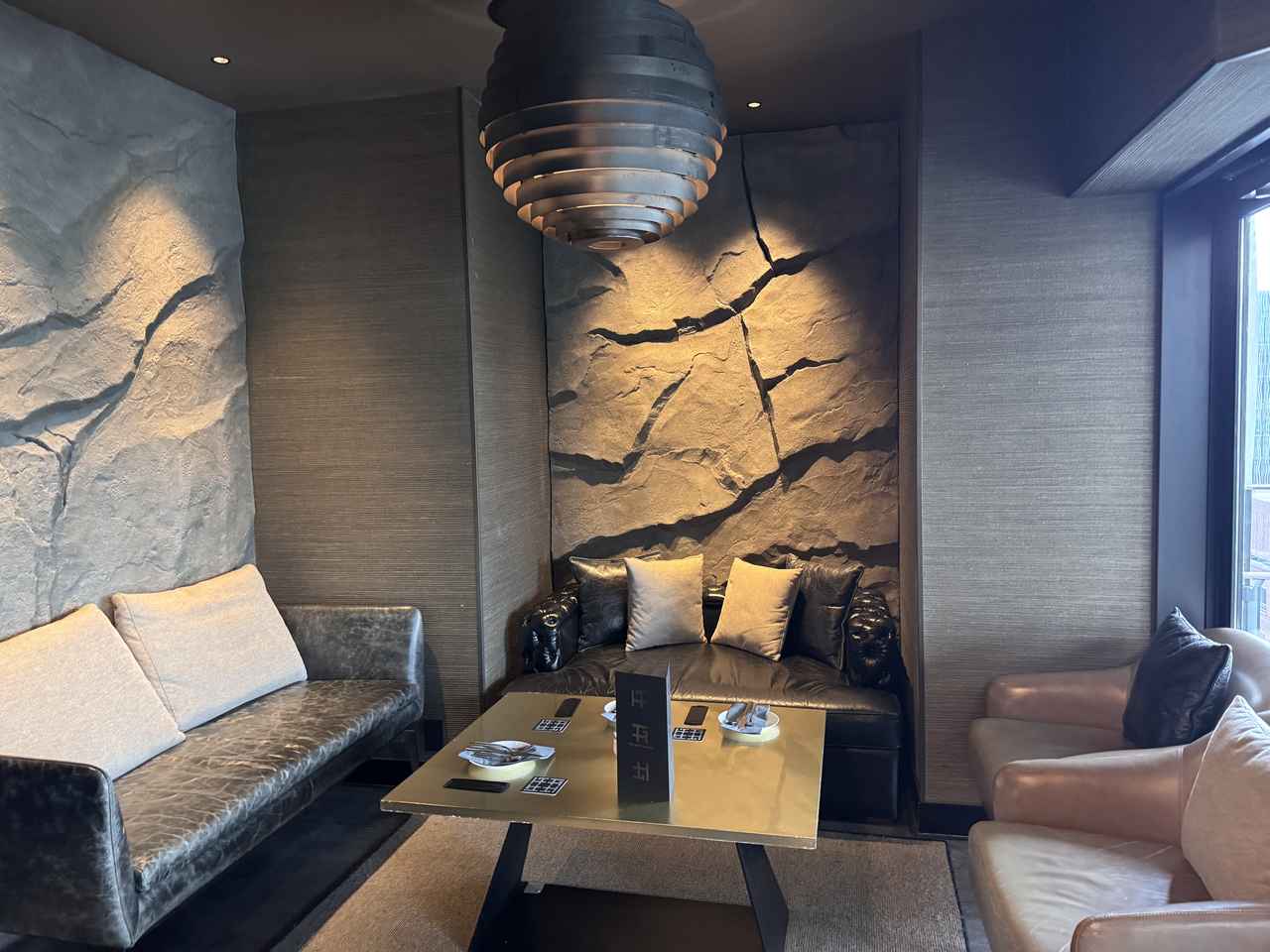 画像2: 銀座で出会う“スパイスの芸術”♡銀座の空に浮かぶ静謐なラウンジ『THE GREY ROOM』でお得ランチセット